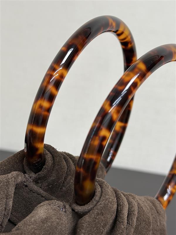 2026131222421749 100